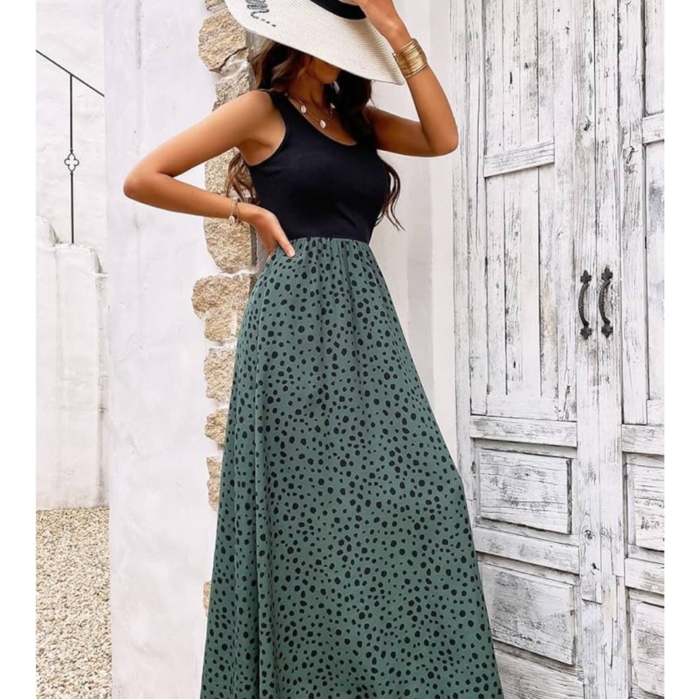 Black and Green Dalmatian print Sleeveless Maxi Dress